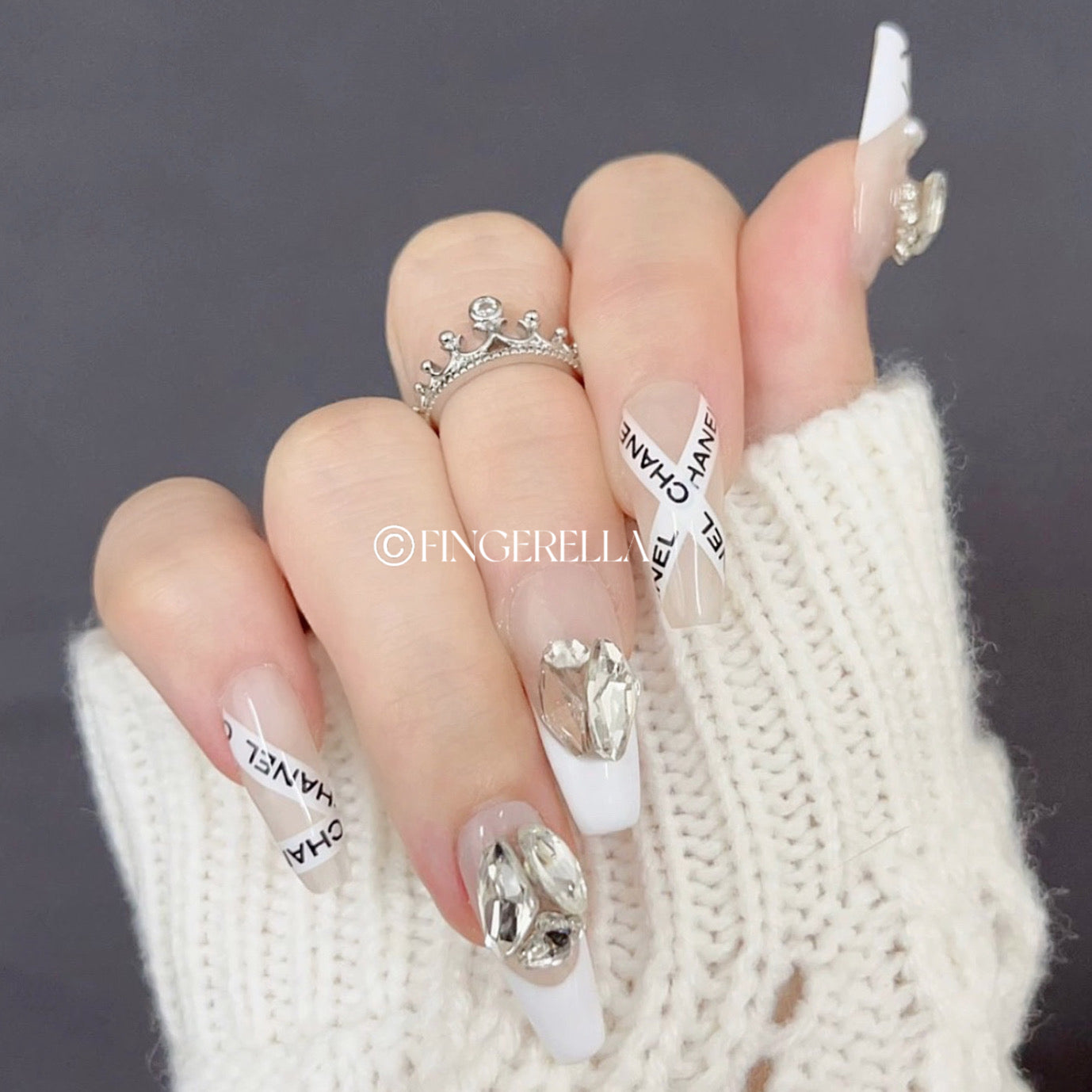 Elegance Canvas Channel | Handmade Press-On Nails