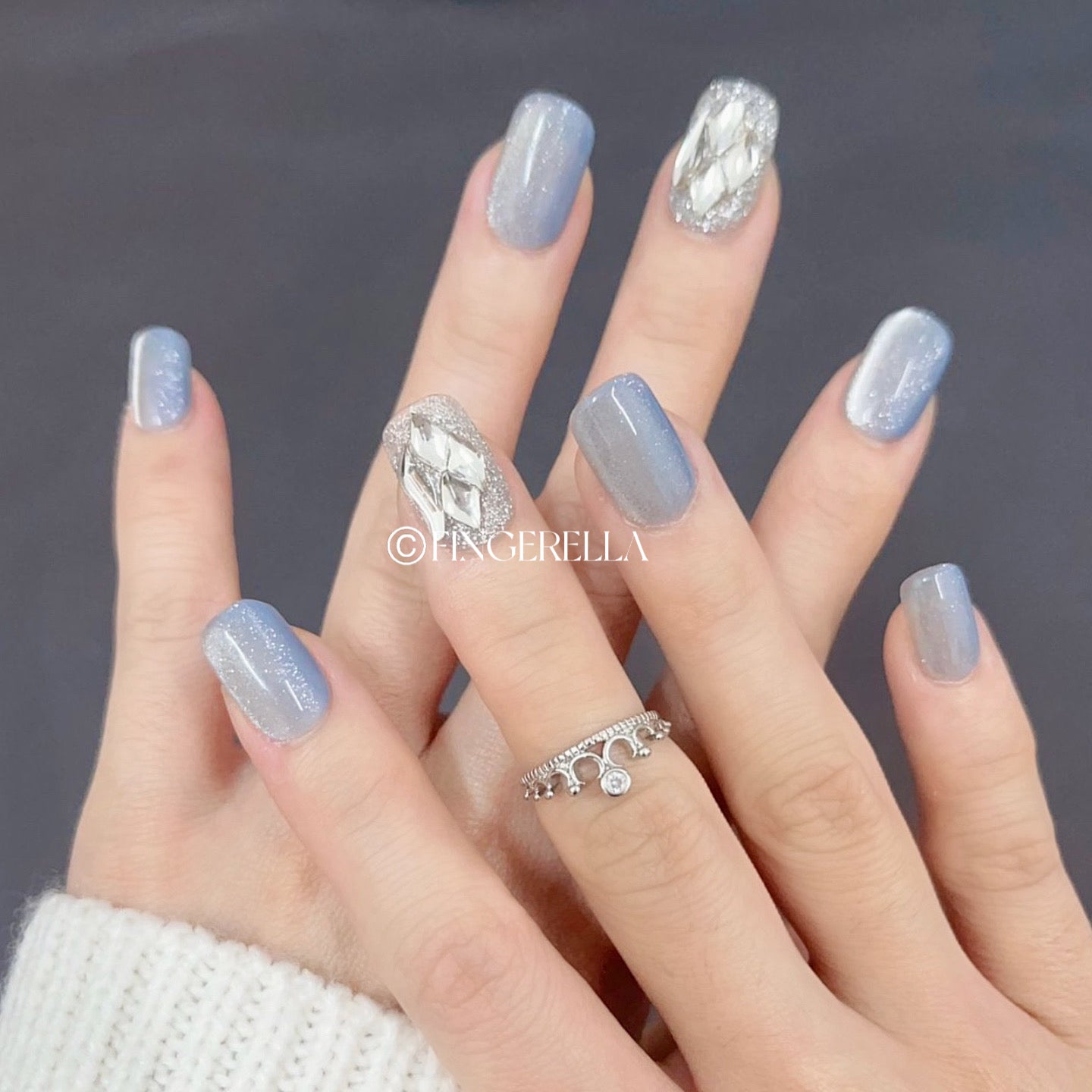 Sapphire Elegance Nails | Handmade Press-On Nails