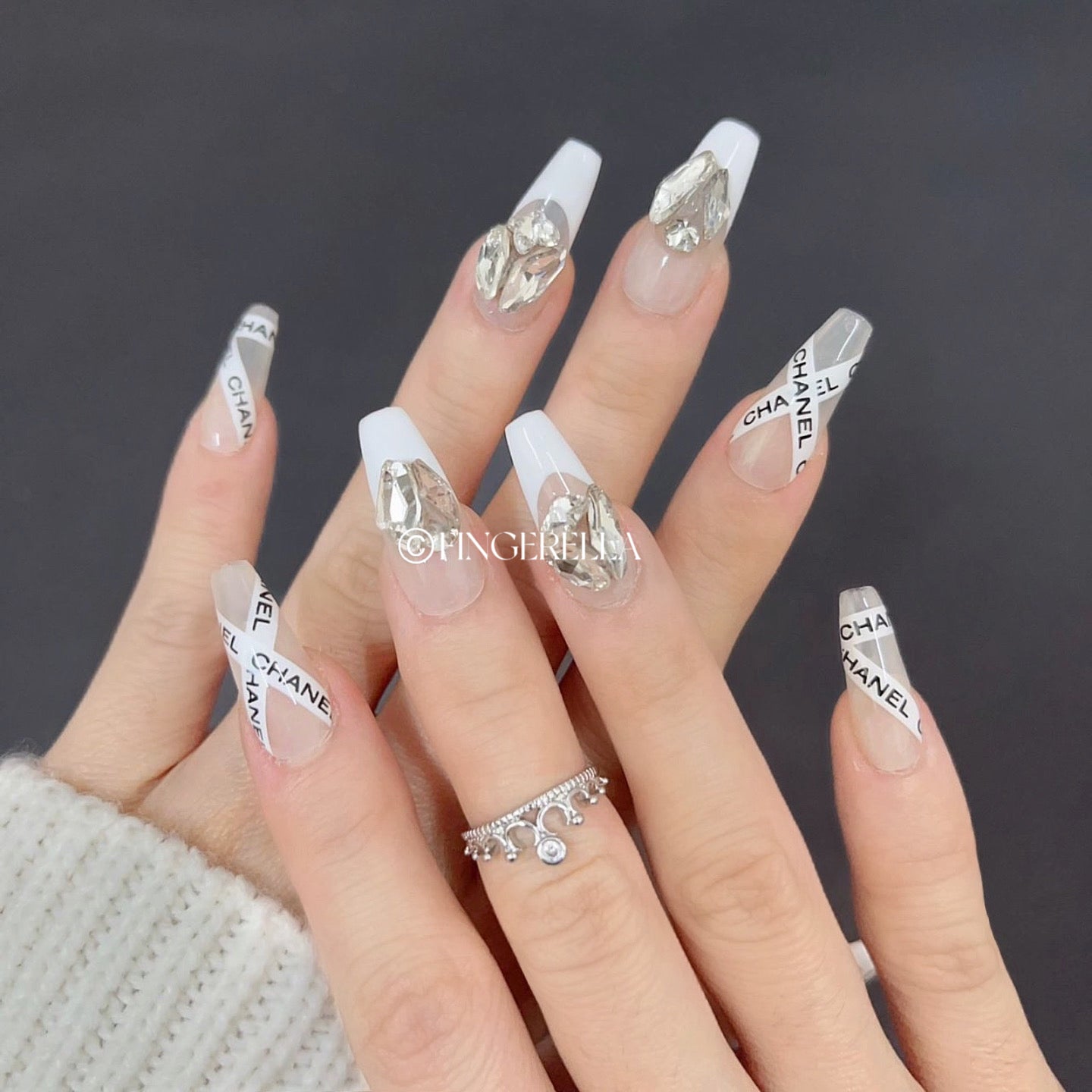 Elegance Canvas Channel | Handmade Press-On Nails